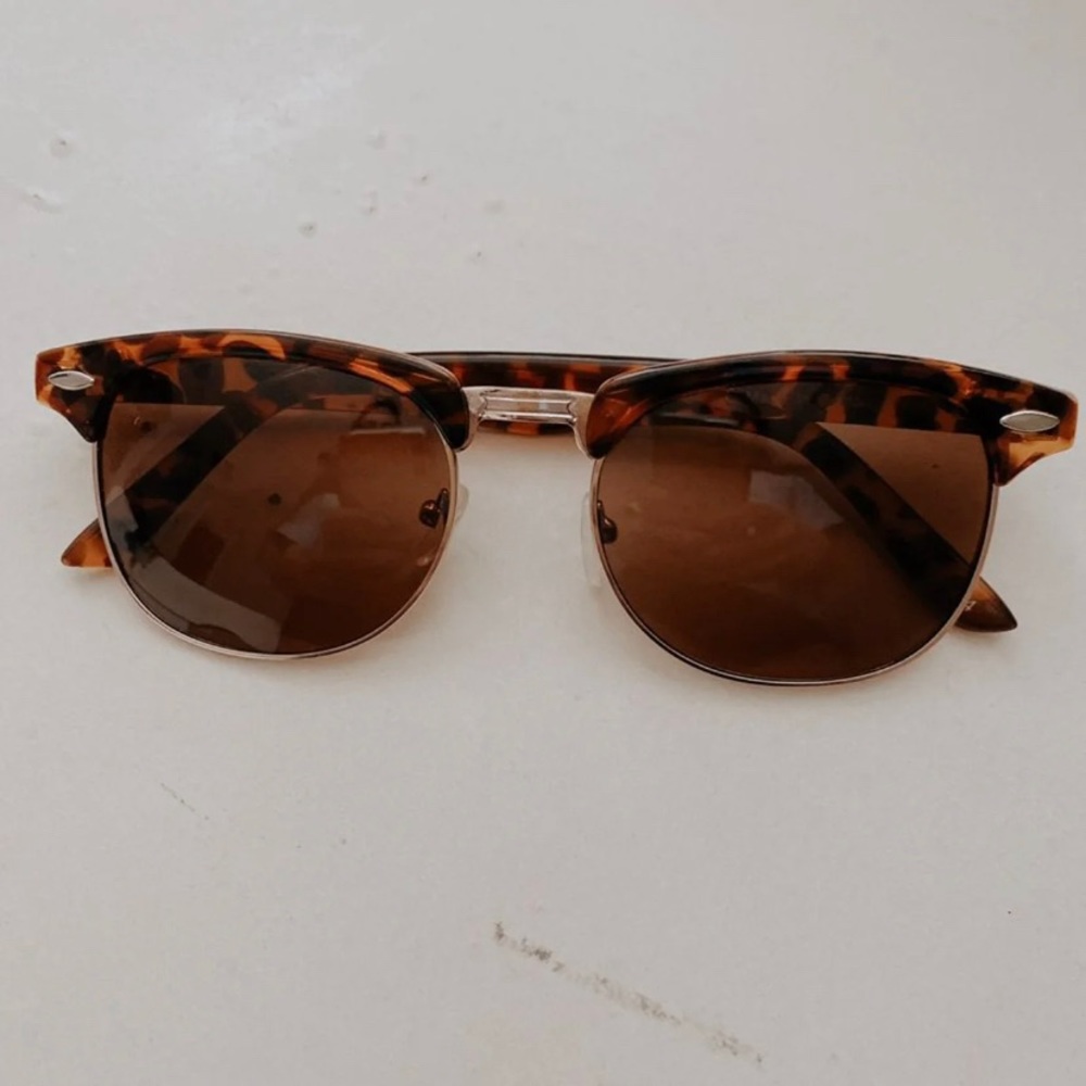 Tillys Sunglasses